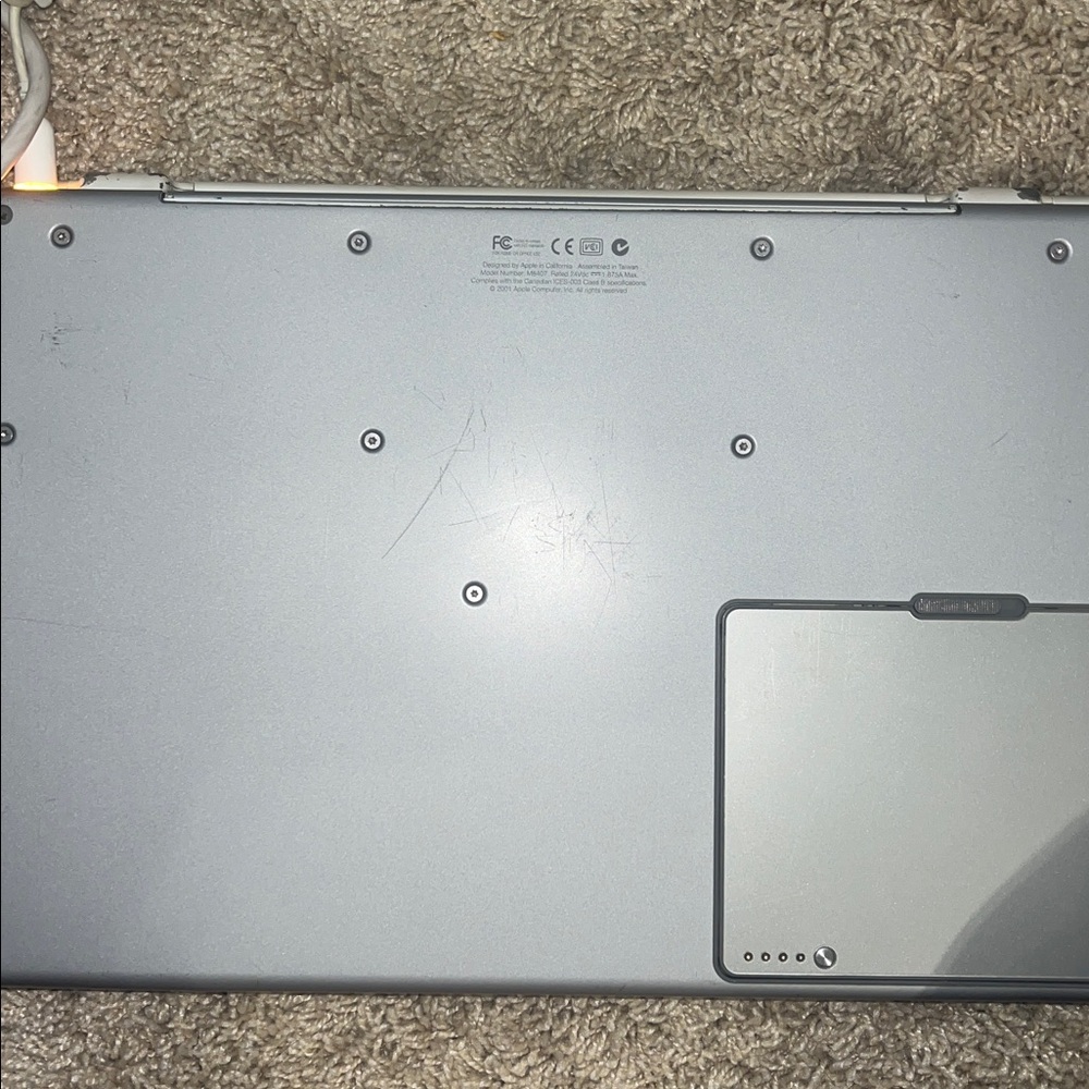 Apple 🍎 PowerBook G4 Laptop - Picture 13 of 13